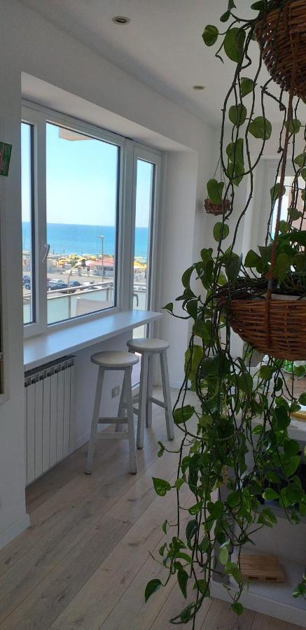 Sea View Lägenhet Lido di Ostia Exteriör bild